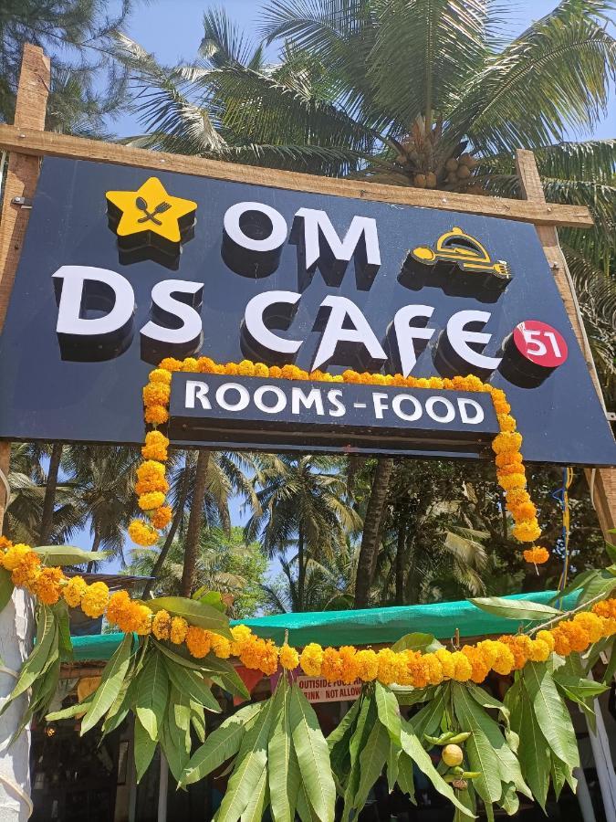 Om D S Cafe 51 & Beach Stay Гокарна Экстерьер фото