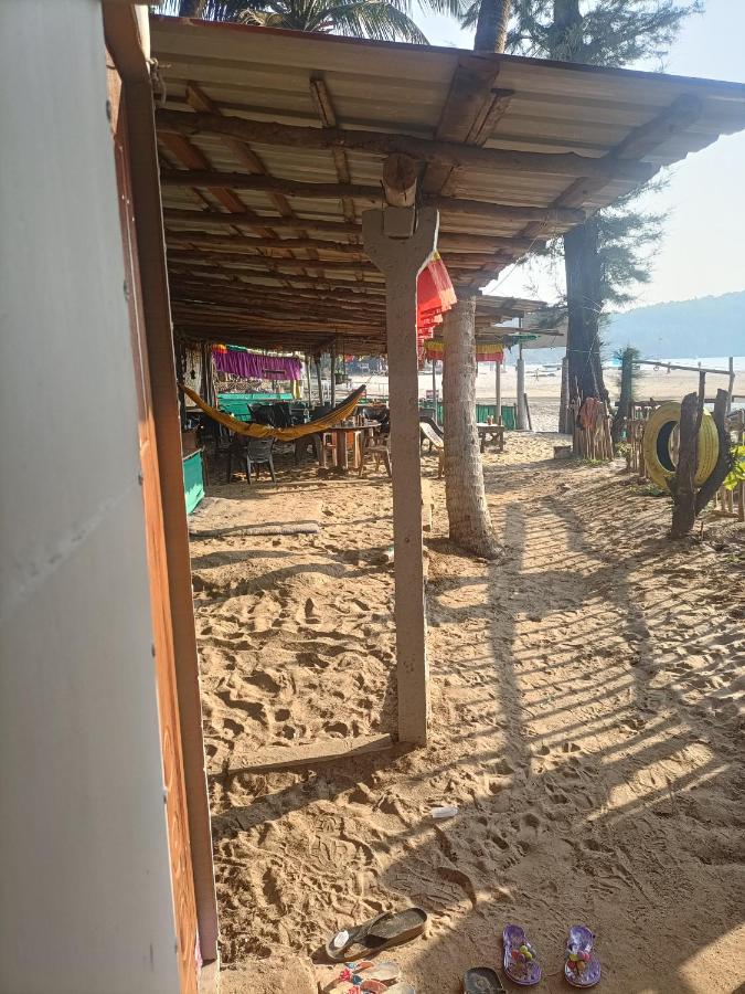 Om D S Cafe 51 & Beach Stay Гокарна Экстерьер фото