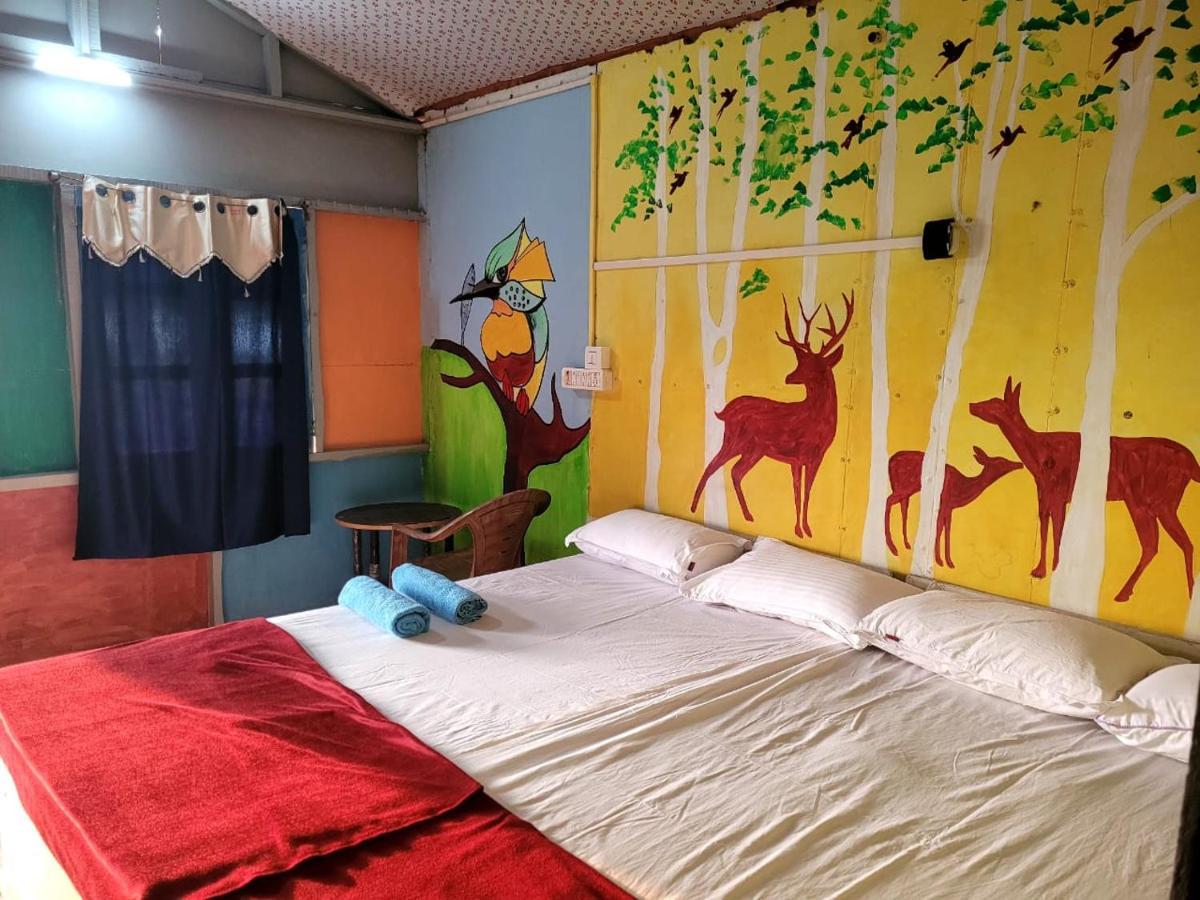 Om D S Cafe 51 & Beach Stay Гокарна Экстерьер фото