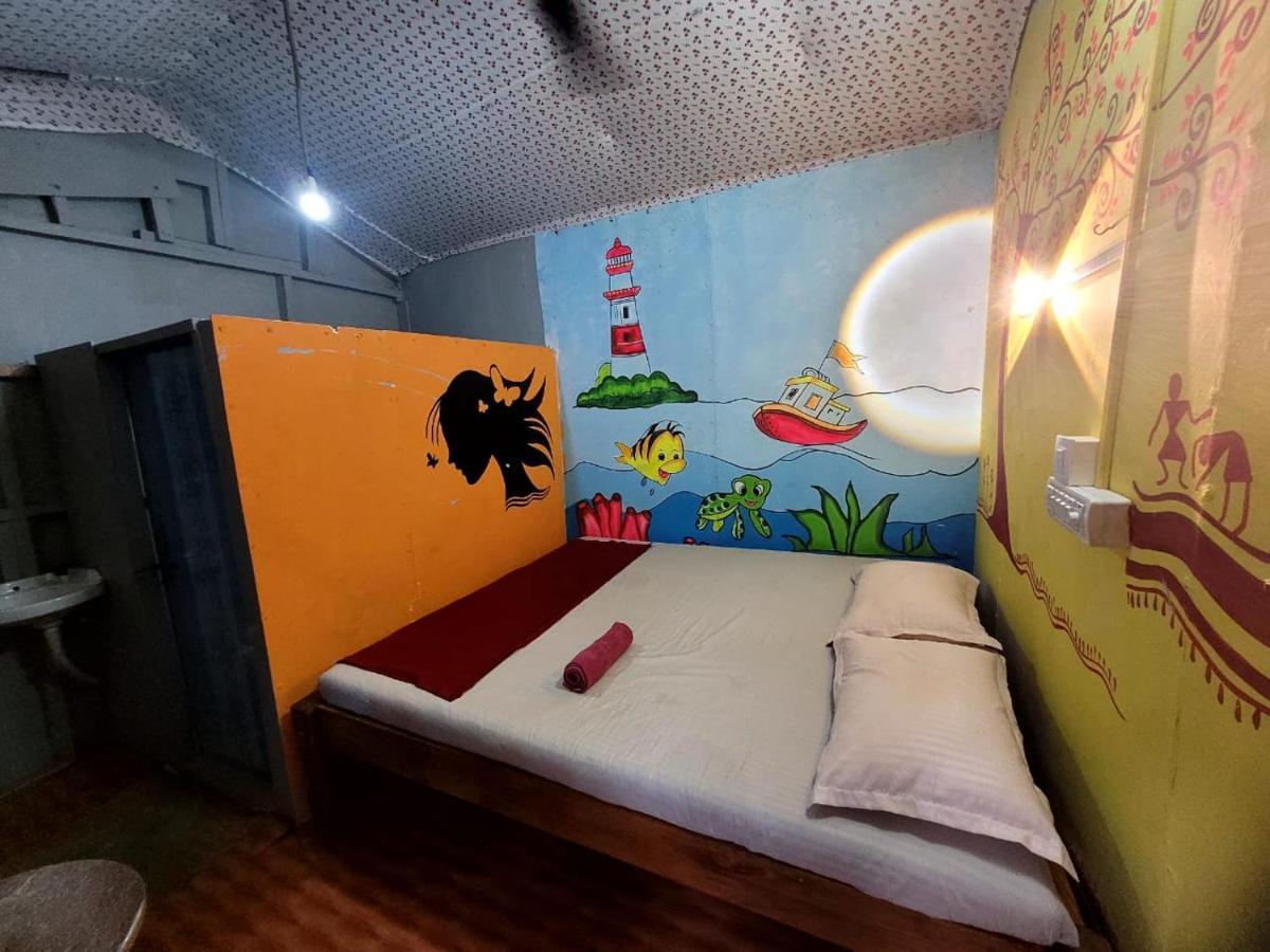 Om D S Cafe 51 & Beach Stay Гокарна Экстерьер фото