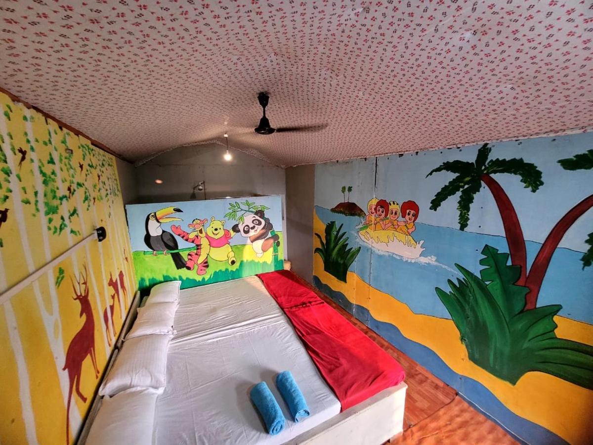 Om D S Cafe 51 & Beach Stay Гокарна Экстерьер фото